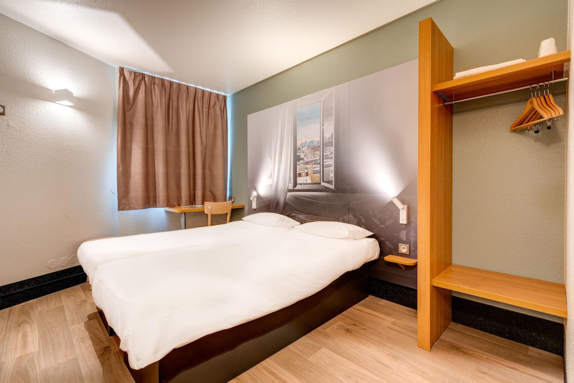 B&B Hotel Orly Rungis Aeroport 2 Etoiles Exterior photo